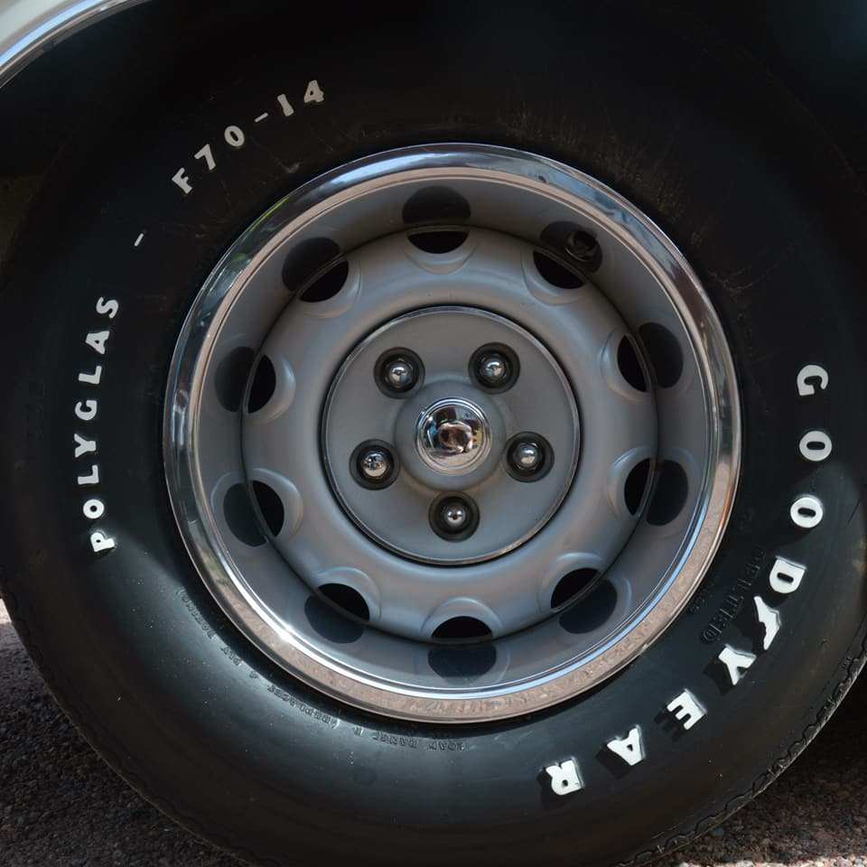 1970 Polyglas F70x14 Rallye Wheel.jpg