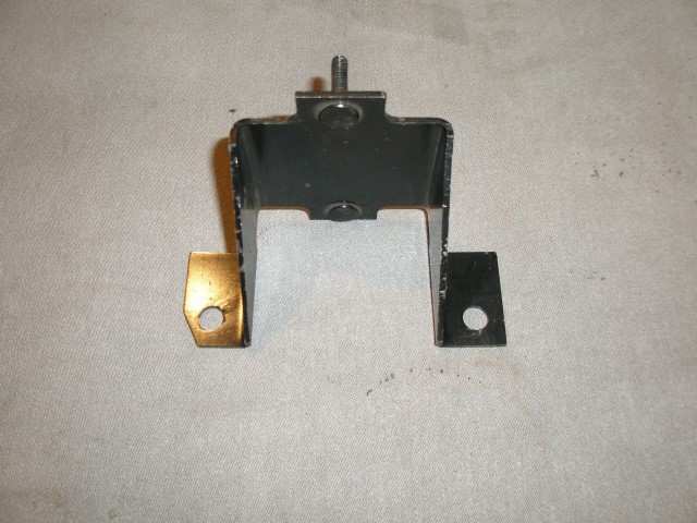 340 6 Pack Coil Bracket 003 (Small).JPG