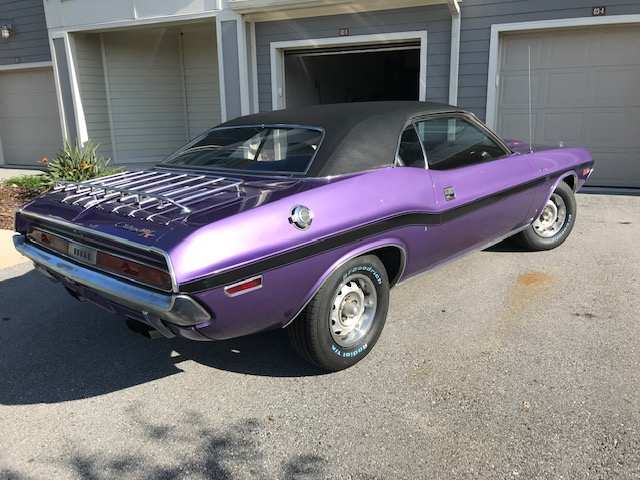 70 Challenger RT 440 4 Speed.jpg