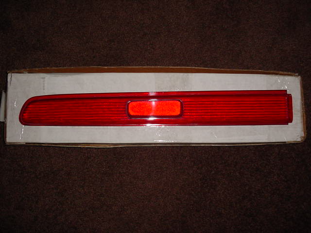 70 Challenger taillight lens front.JPG