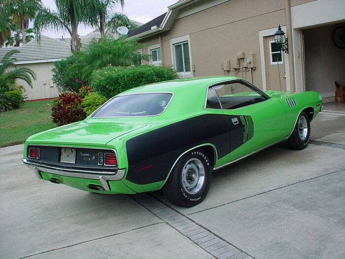 Muscle Car of the Week video 70-71 Cuda review | For E Bodies Only