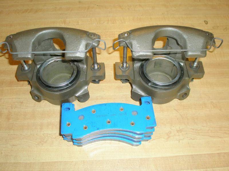 B & E Body Disc Brakes 008 (Copy).jpg