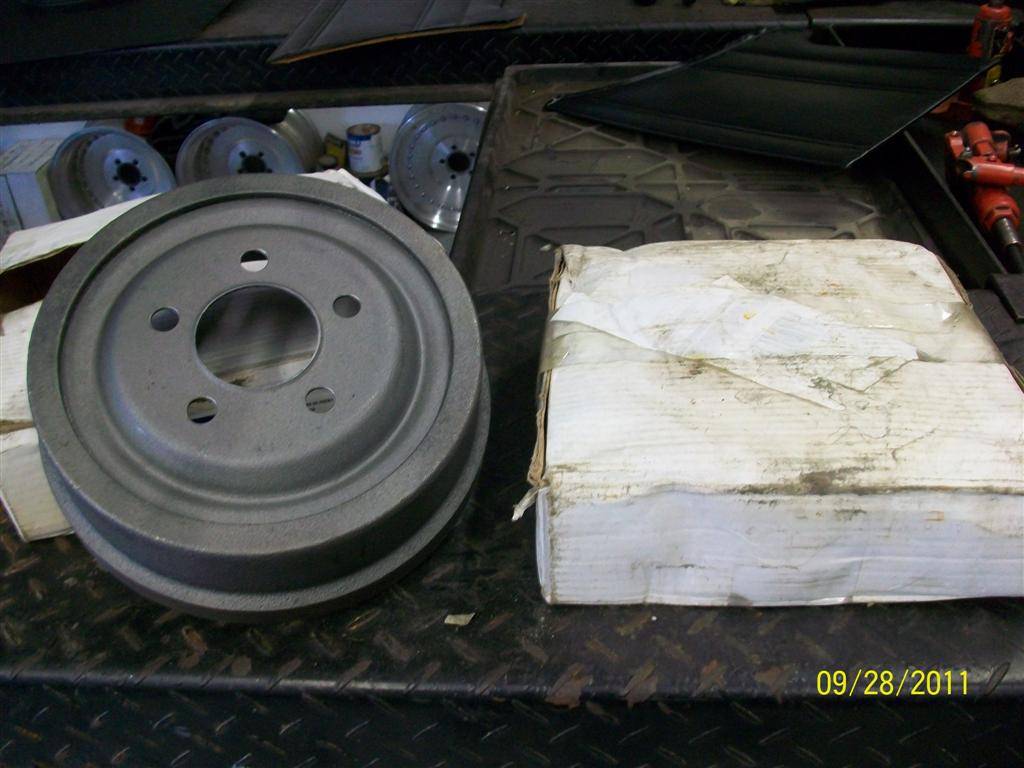 brake drums 036 (Large).jpg