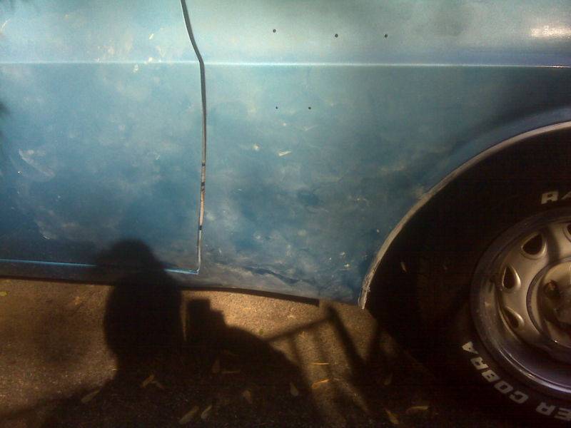 Challenger fender rust patch (800x600).jpg