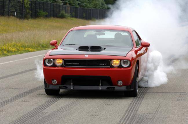 challenger_srt10_concept_006.jpg