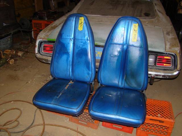 Cuda Seats, Dart 03-13-2016 106 (640x480).jpg