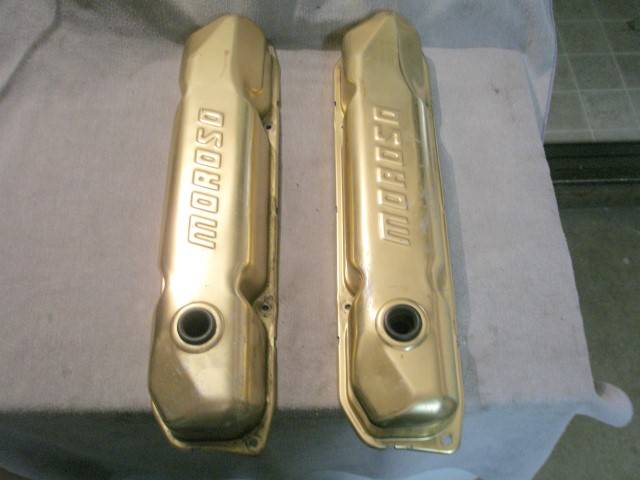 Moroso Valve Covers & Flowers 010 (Small).JPG