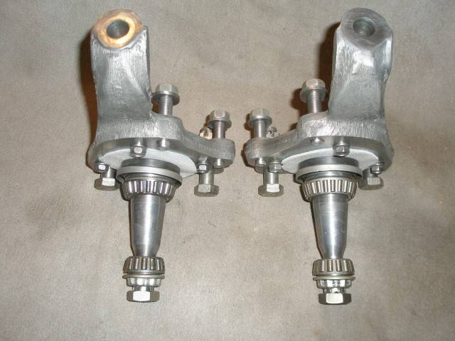 Spindles & Caliper Mounts 004 (Small).JPG