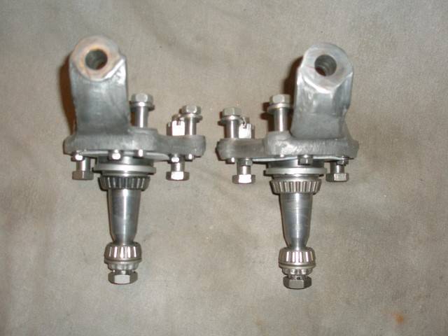 Spindles & Caliper Mounts 006 (Small).JPG