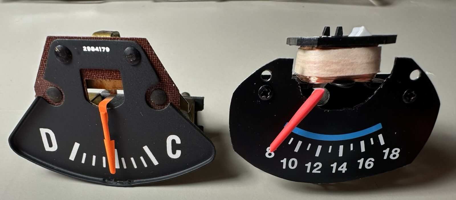 SunPro CP7985 Voltmeter Needle Color Difference (1).jpeg