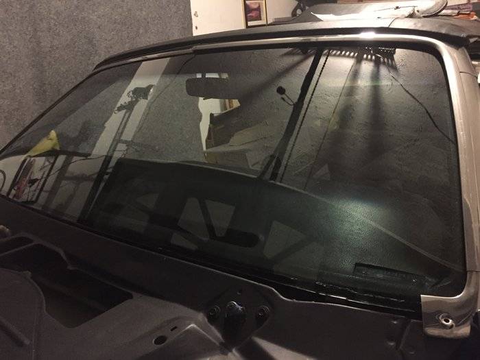 windshield pre fit molding.jpg