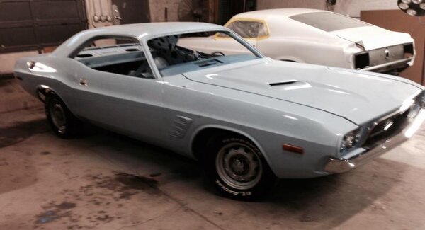 1972 B1 Dodge Challenger Rallye 340 Pass Side Front.jpg