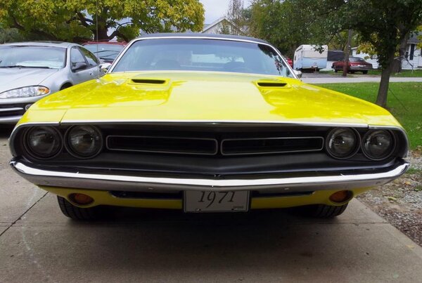 1971 Challenger High Impact GY3 - Citron Yella